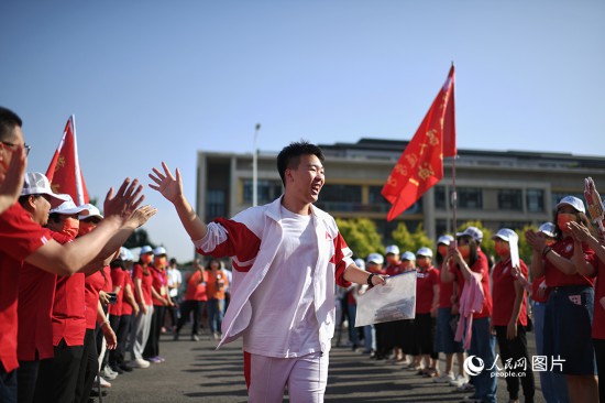 组图：今日开考