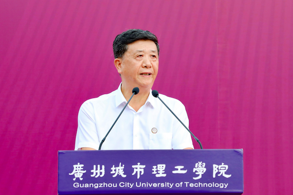 广州城市理工学院党委书记杜小明：以不懈的奋进激扬青春的力量